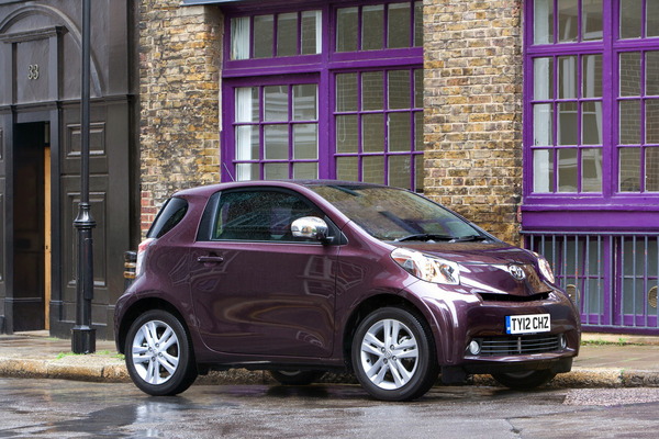 toyota iq